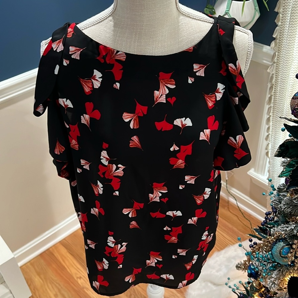 Banana Republic ruffle top